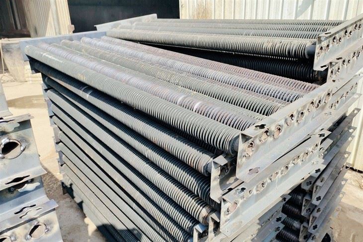 Radiator Elemen Bersirip Rumah Hijau